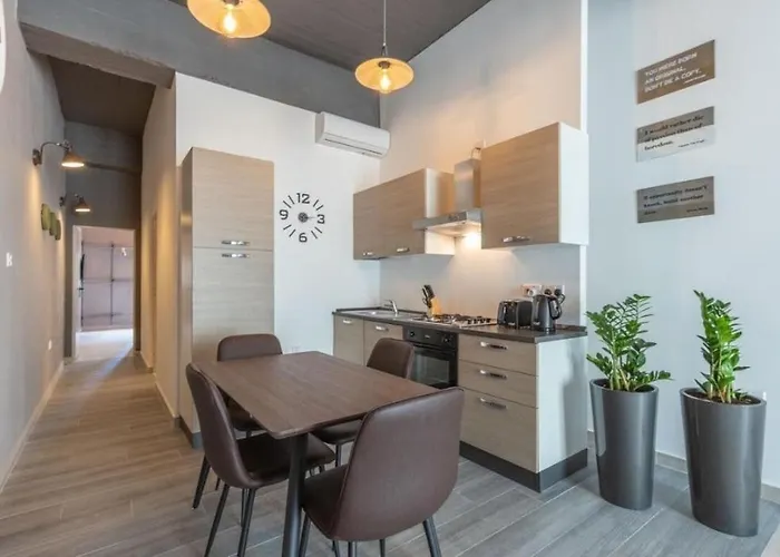 Apartment Modern-retro Chic Style By The Sea